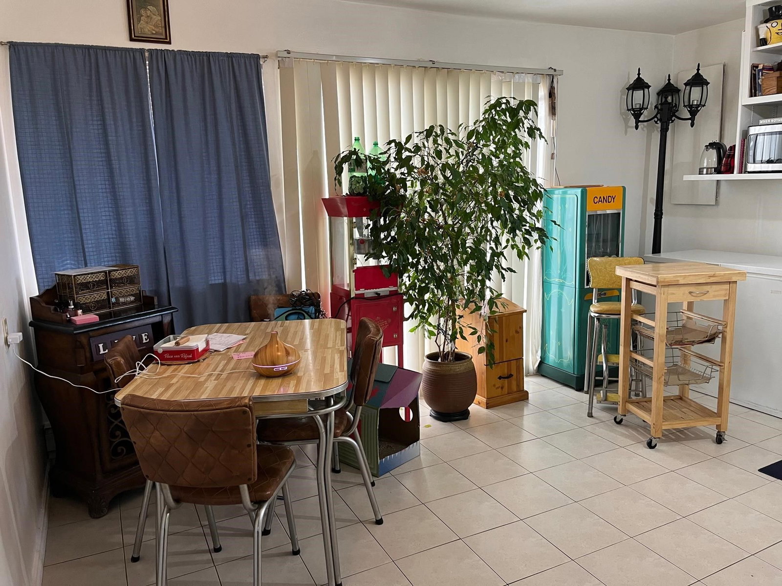 Listing Image 8