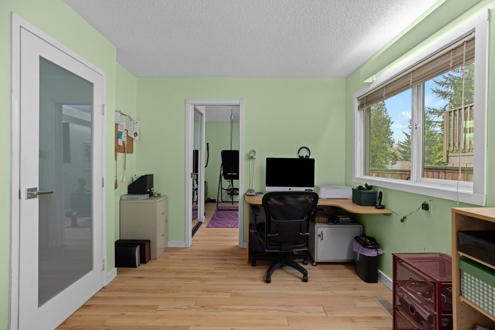 Listing Image 24