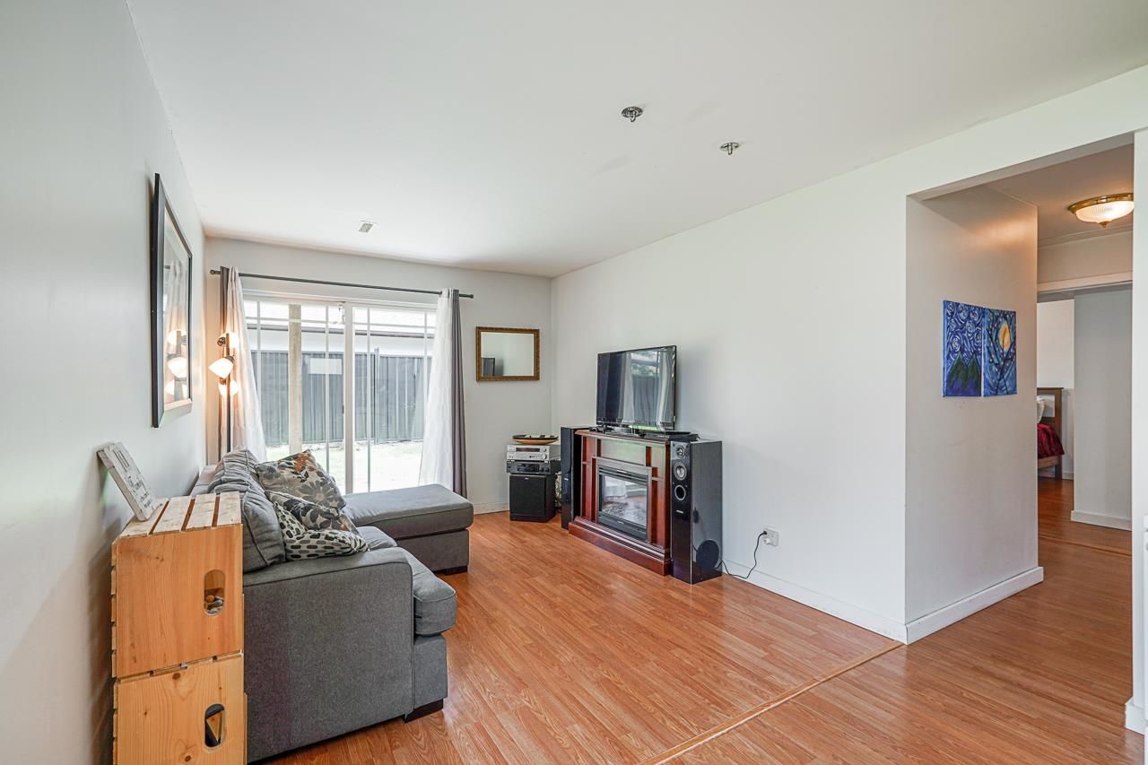 Listing Image 20