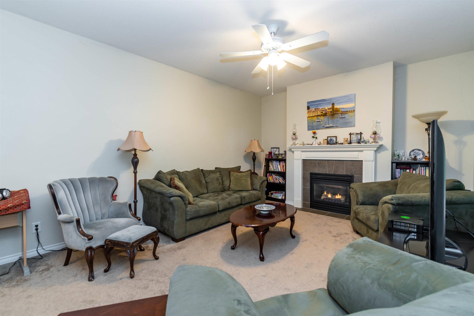 Listing Image 14