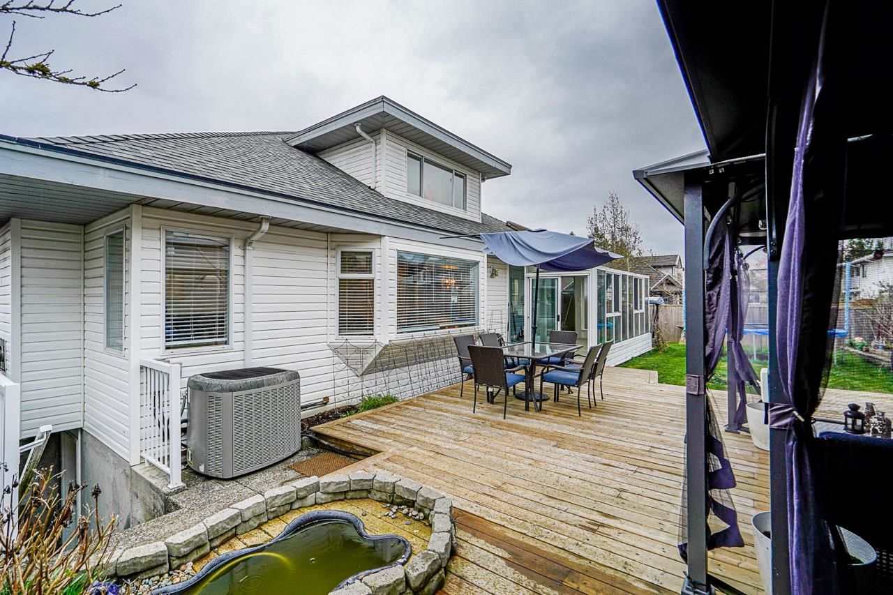 Listing Image 19