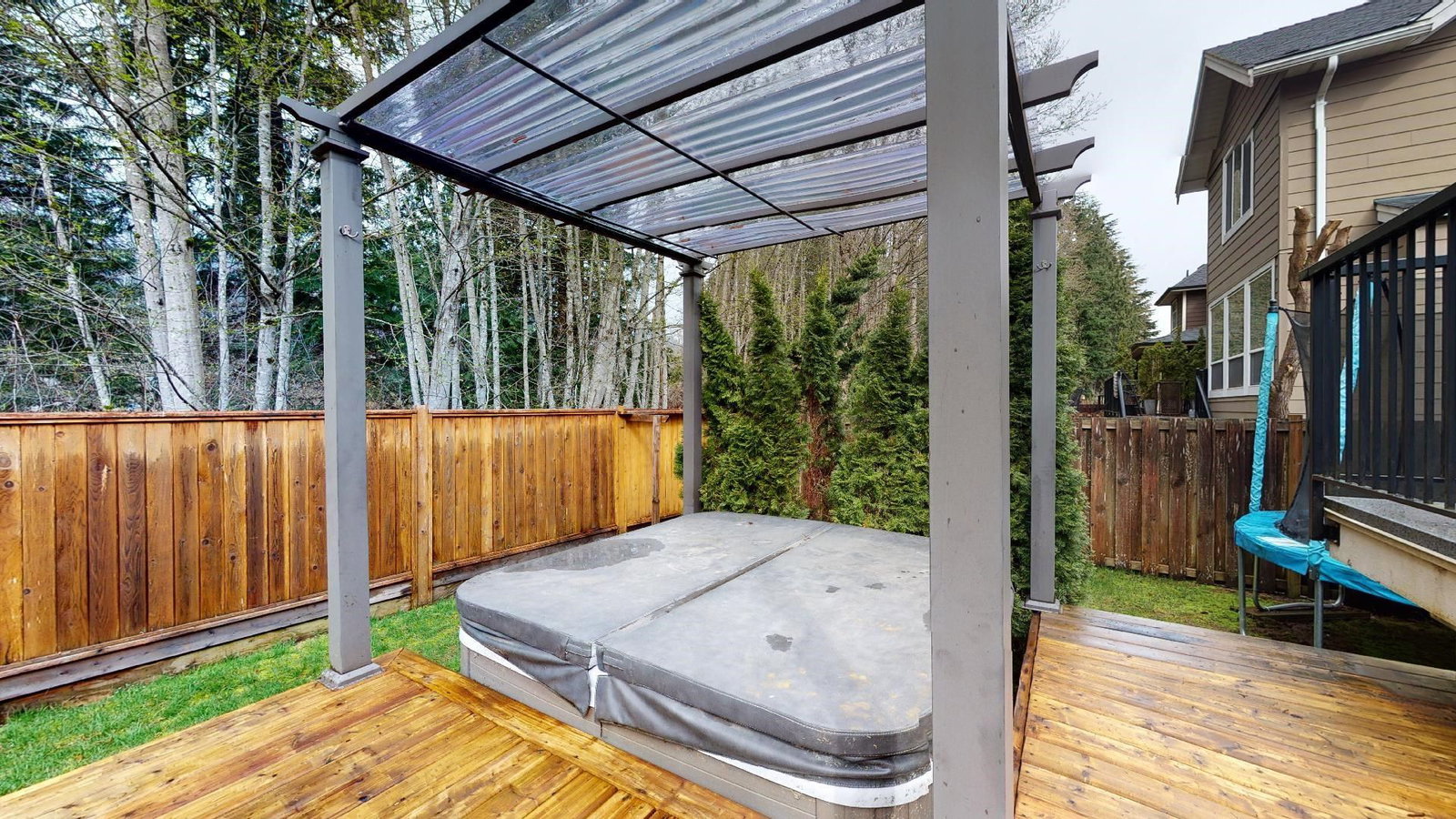 Listing Image 12