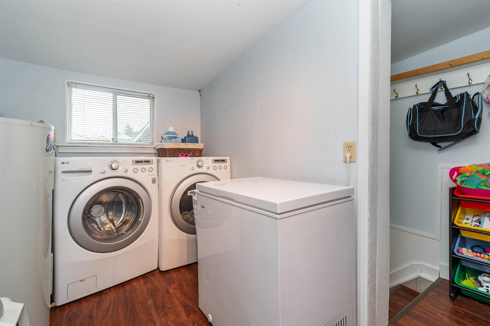 Listing Image 18