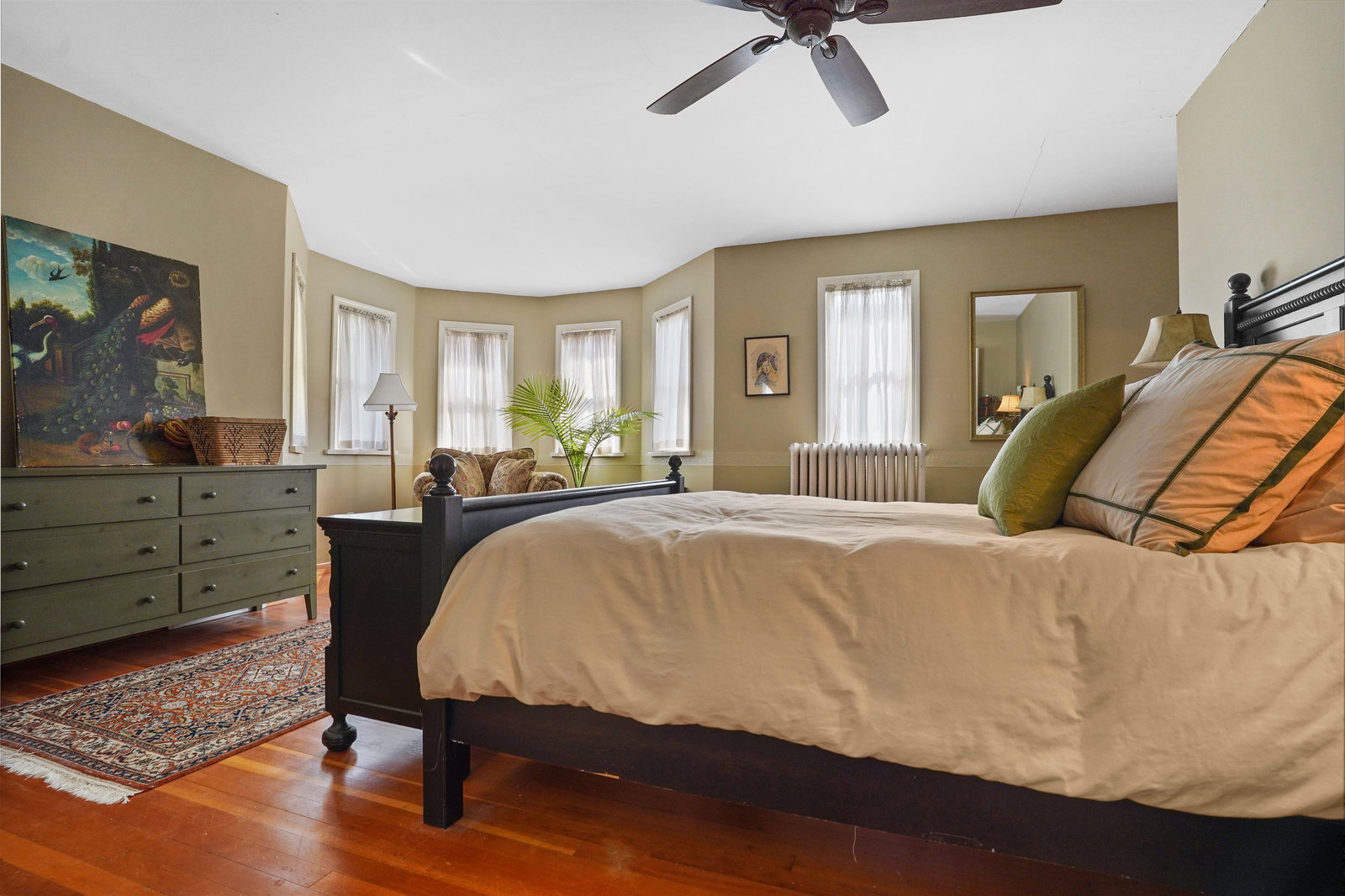 Listing Image 10