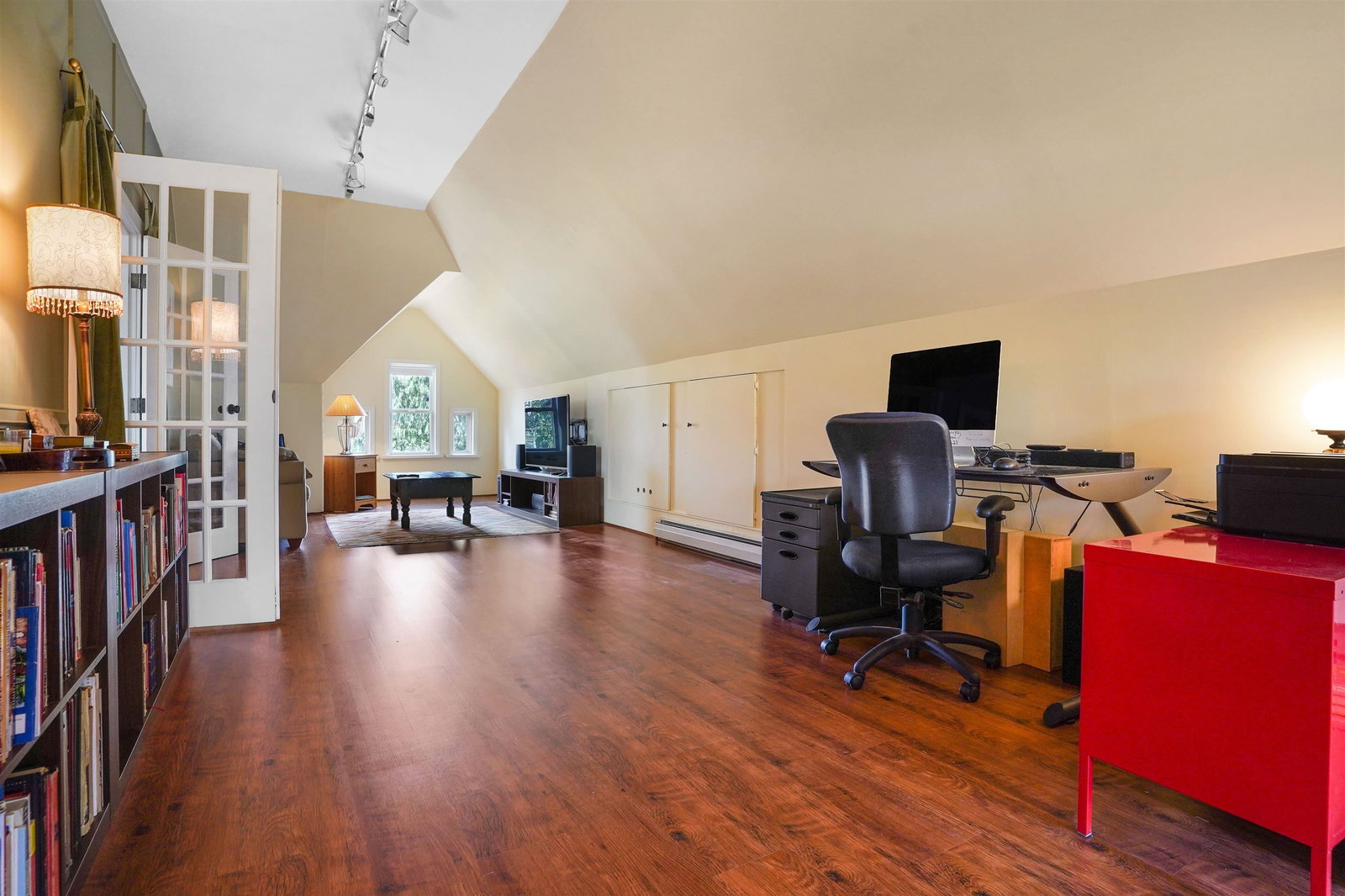 Listing Image 20