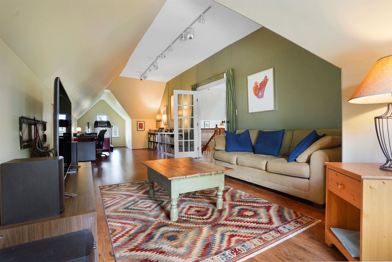 Listing Image 21