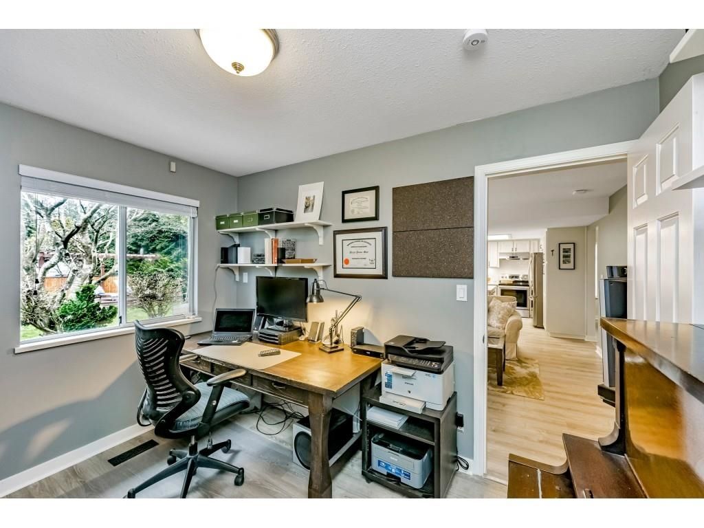Listing Image 18