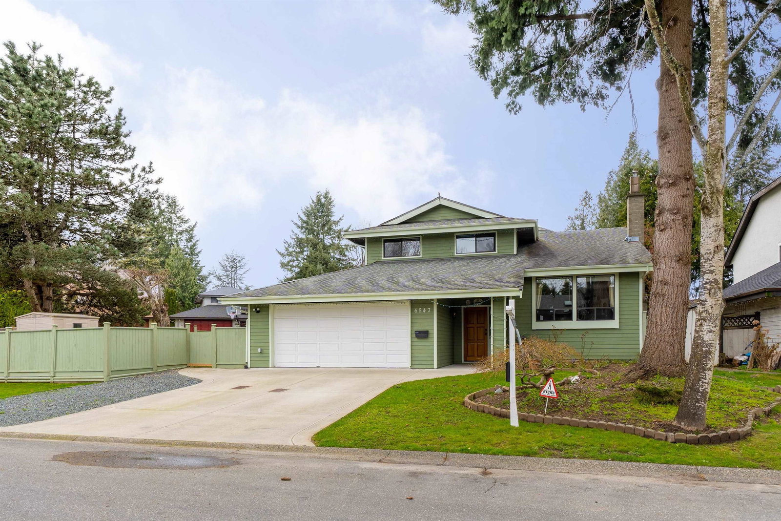 Listing Image 1