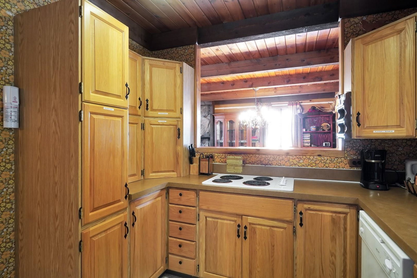 Listing Image 8