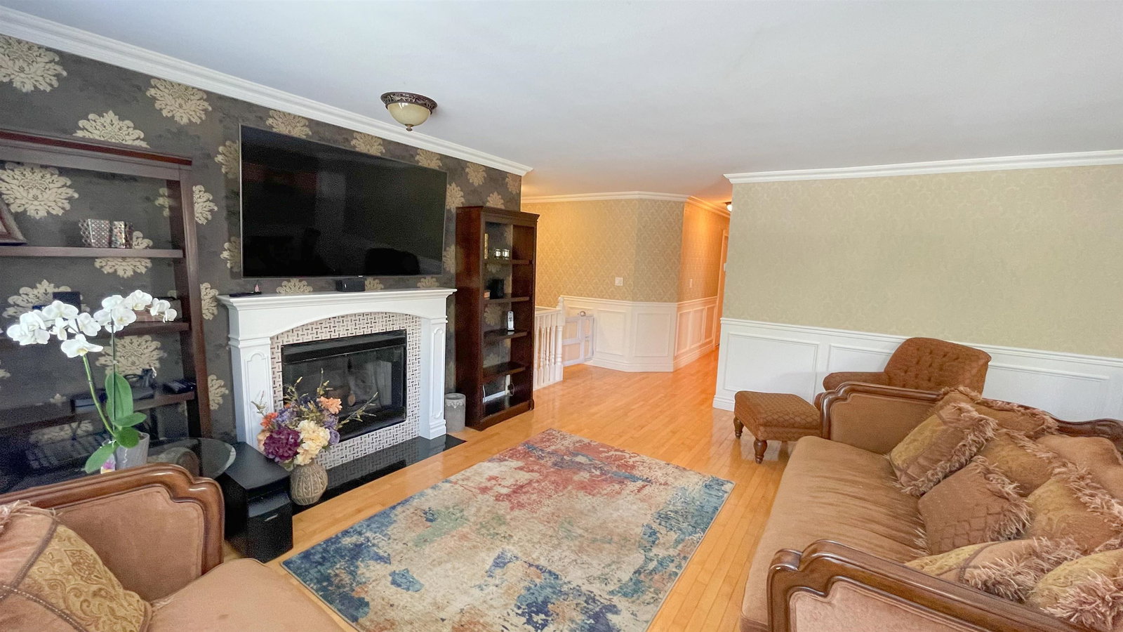 Listing Image 3