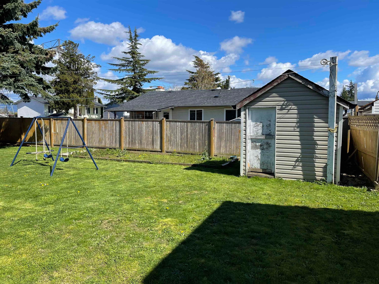 Listing Image 11