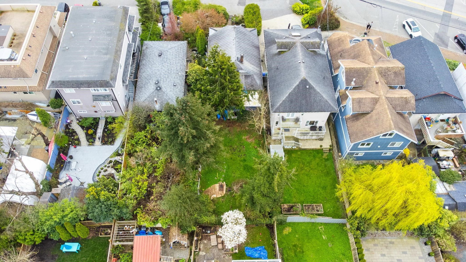 Listing Image 13