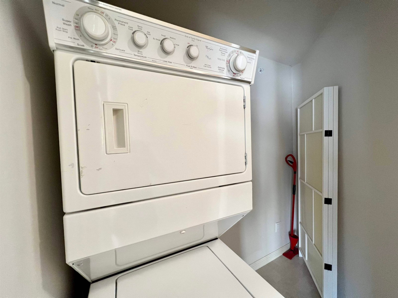 Listing Image 15