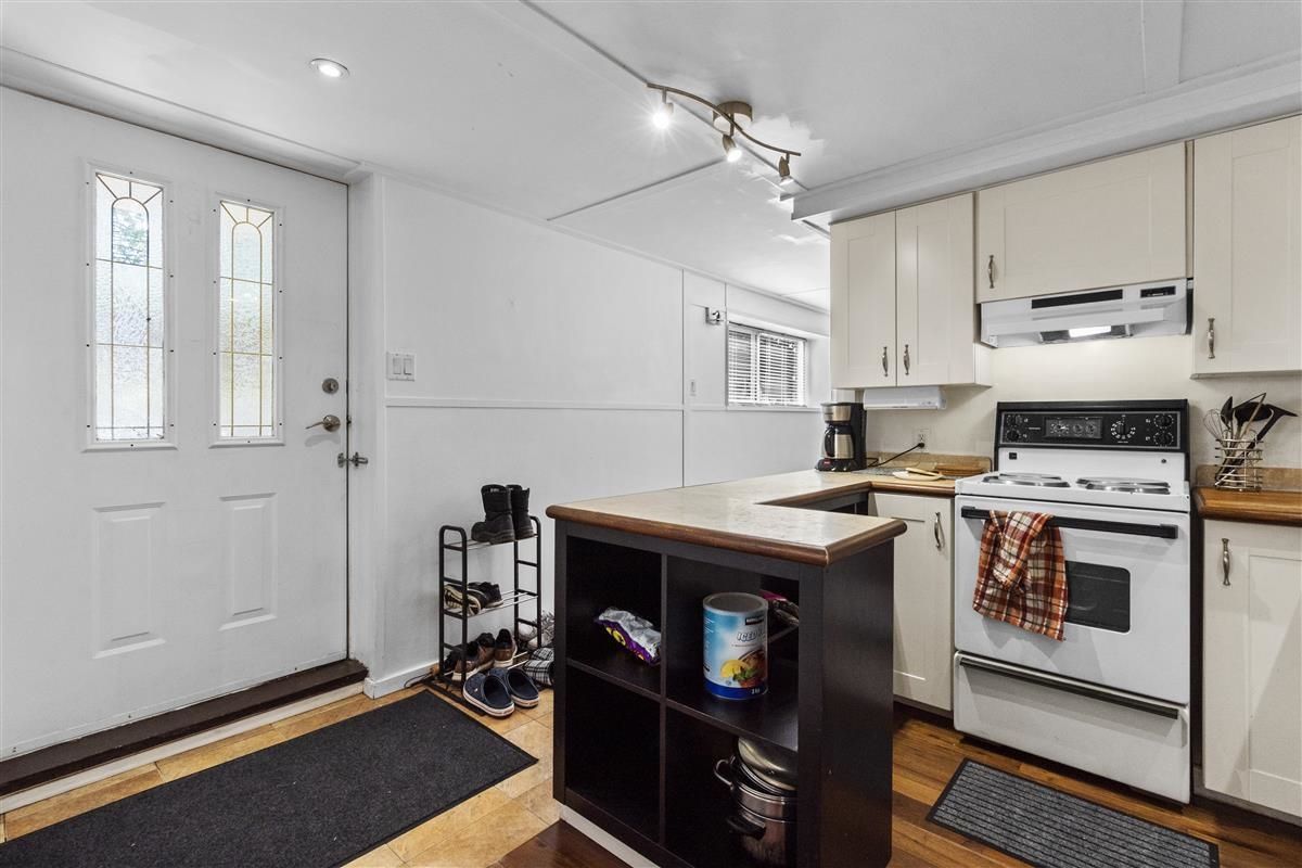 Listing Image 17