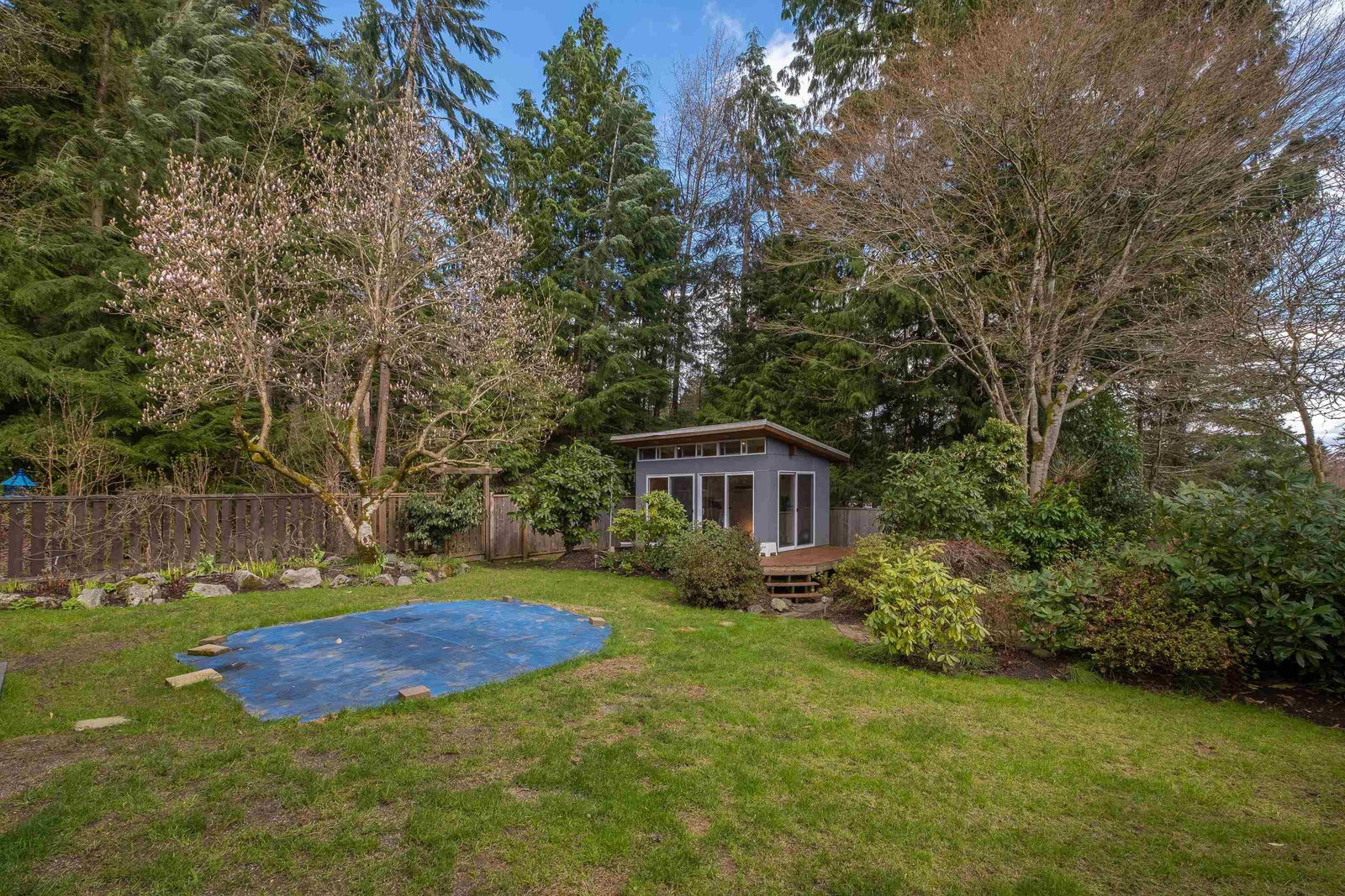 Listing Image 12