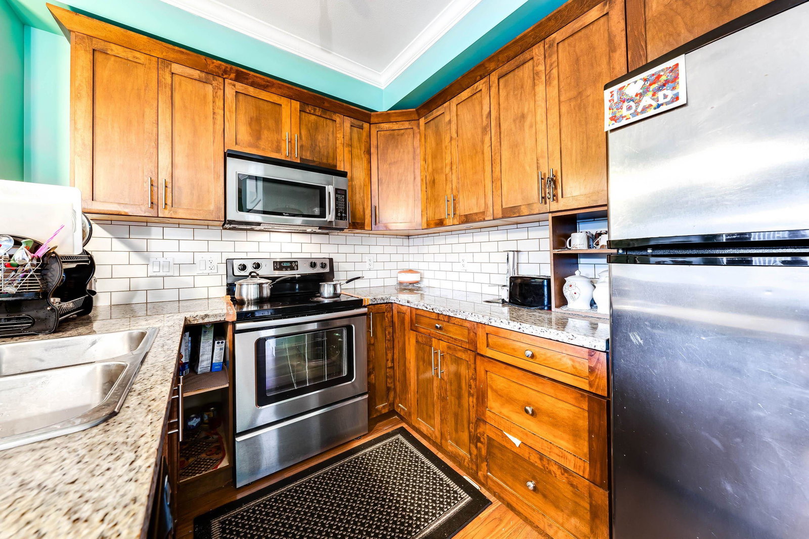 Listing Image 9