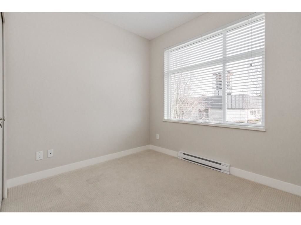 Listing Image 28