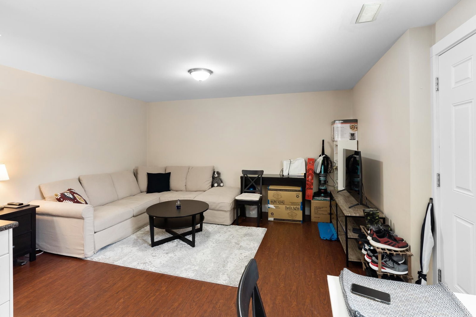 Listing Image 28