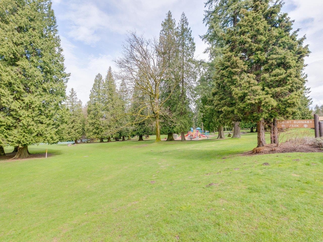 Listing Image 28