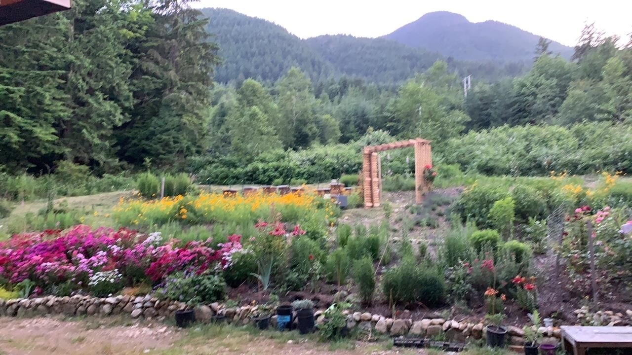 Listing Image 9
