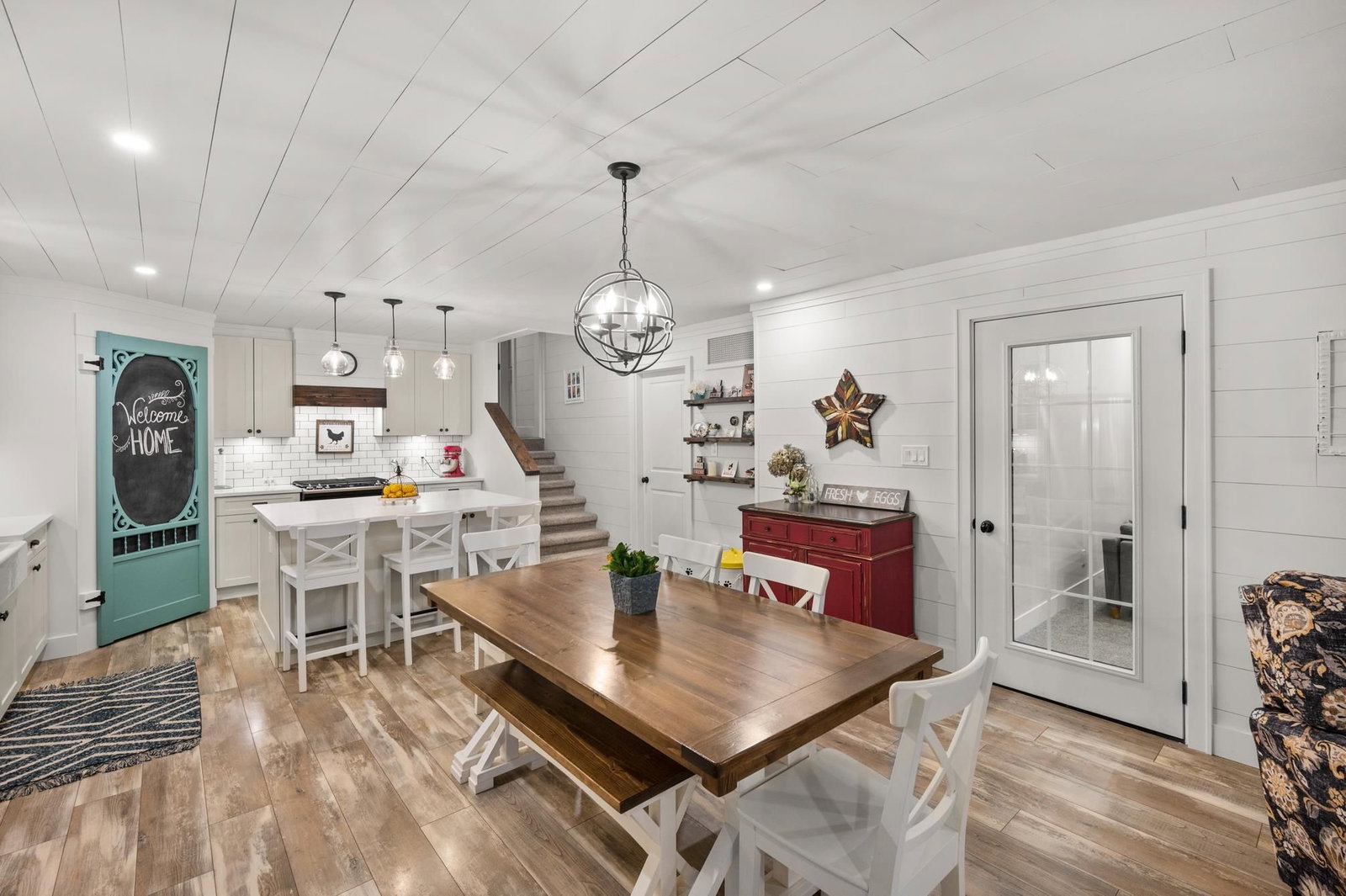 Listing Image 19