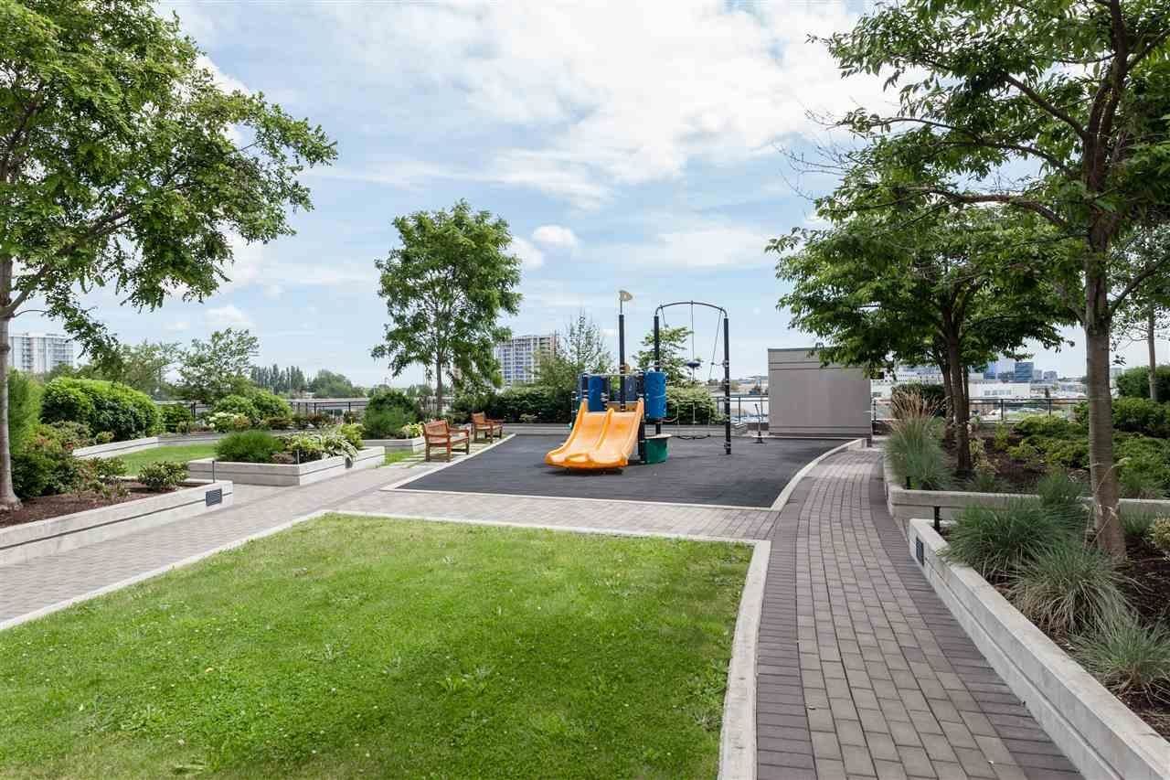 Listing Image 17