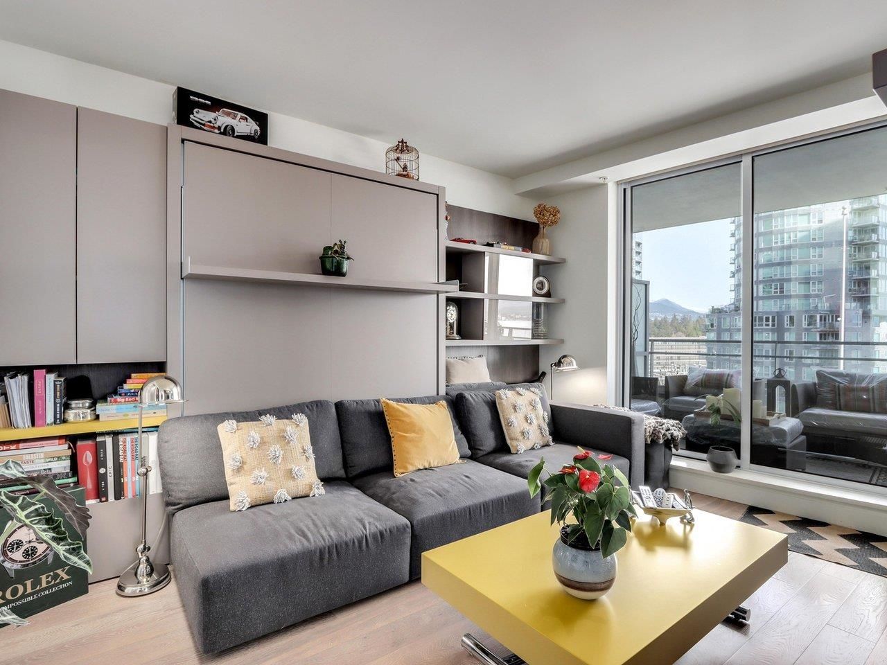 Listing Image 11