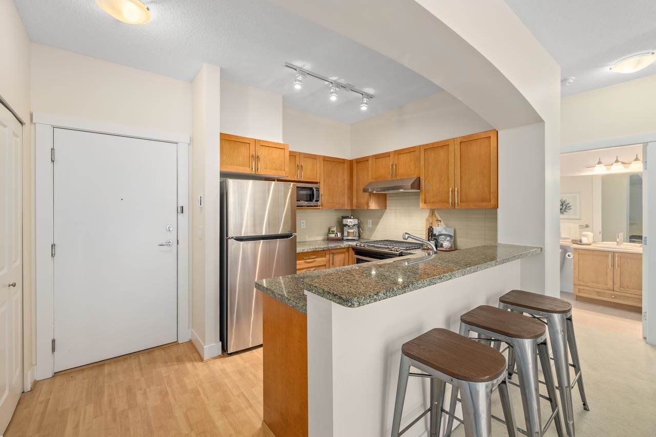 Listing Image 14