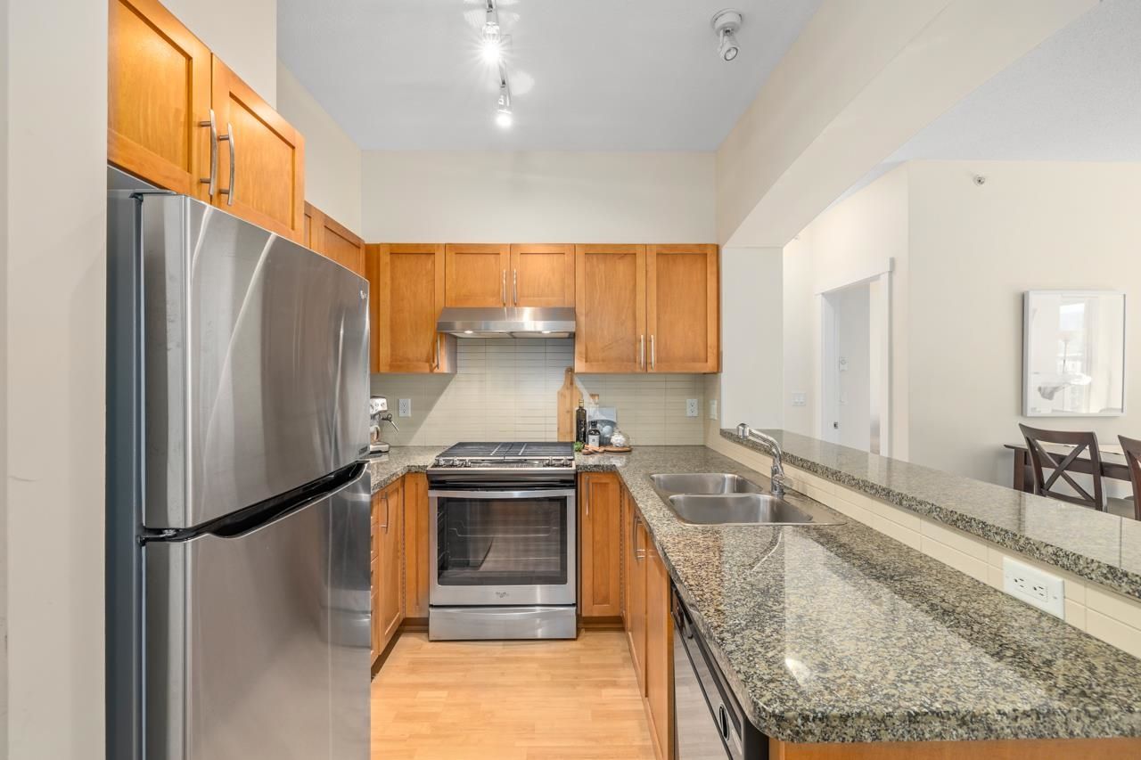 Listing Image 15