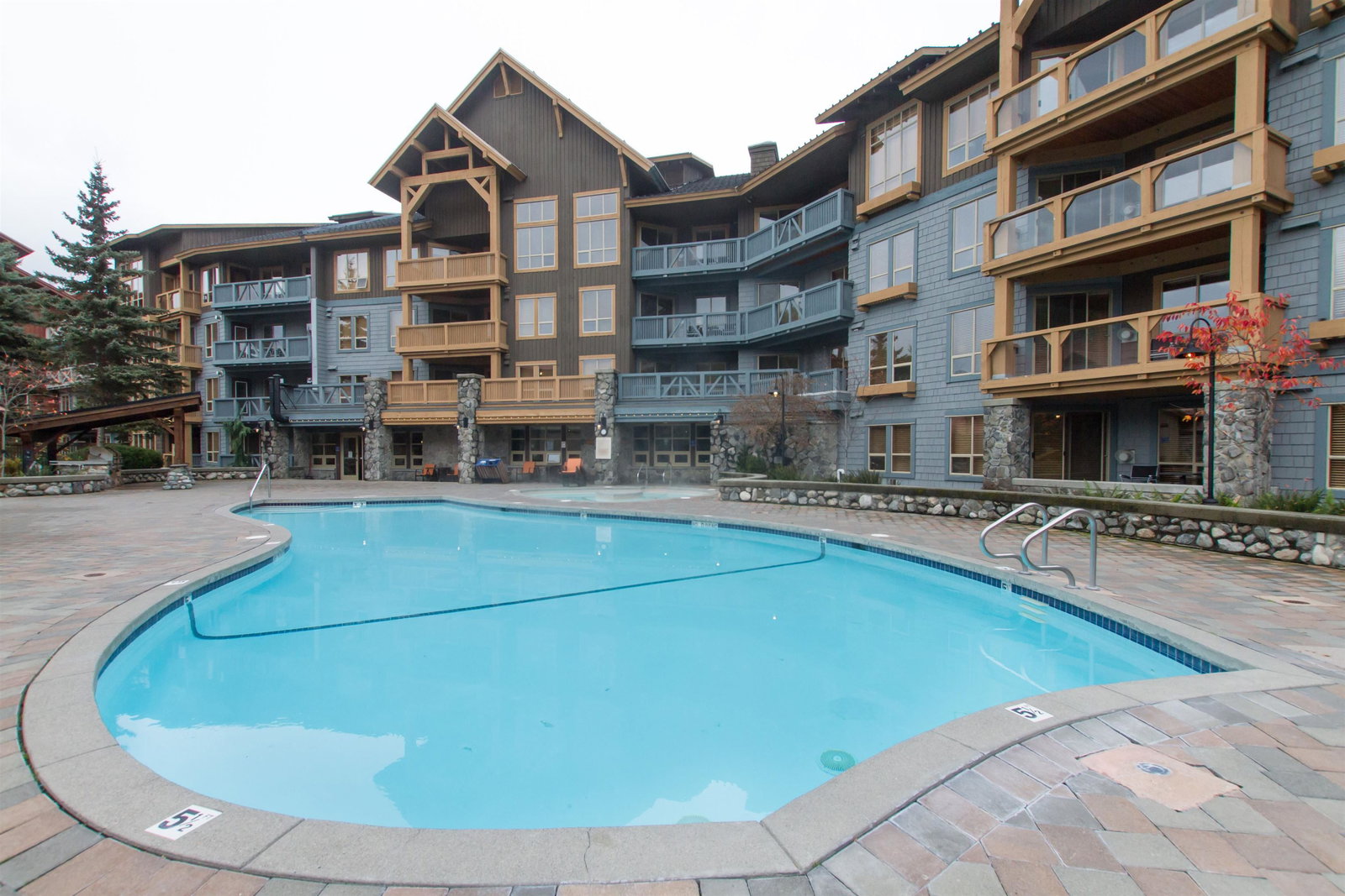 Listing Image 5