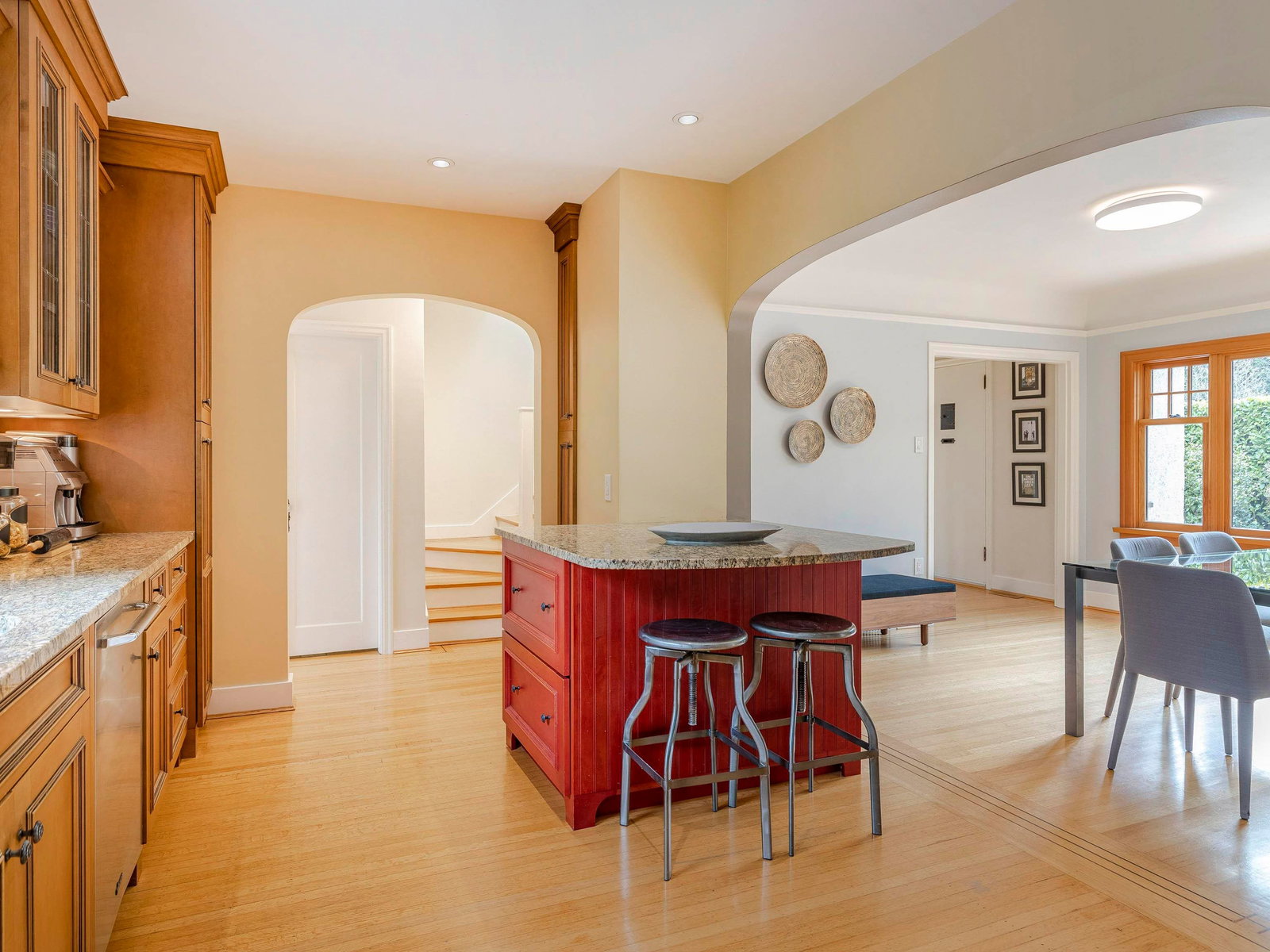 Listing Image 14