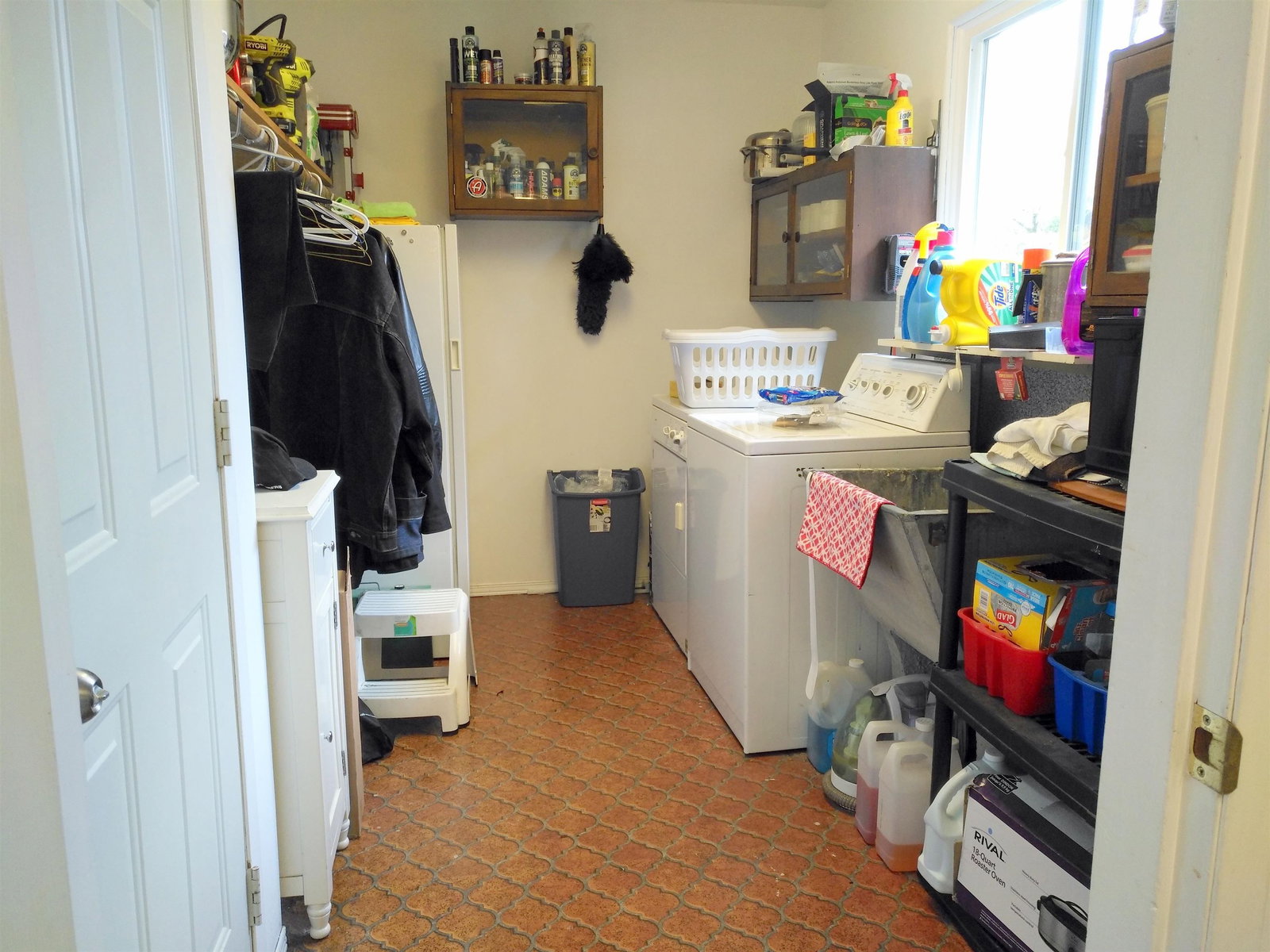 Listing Image 6