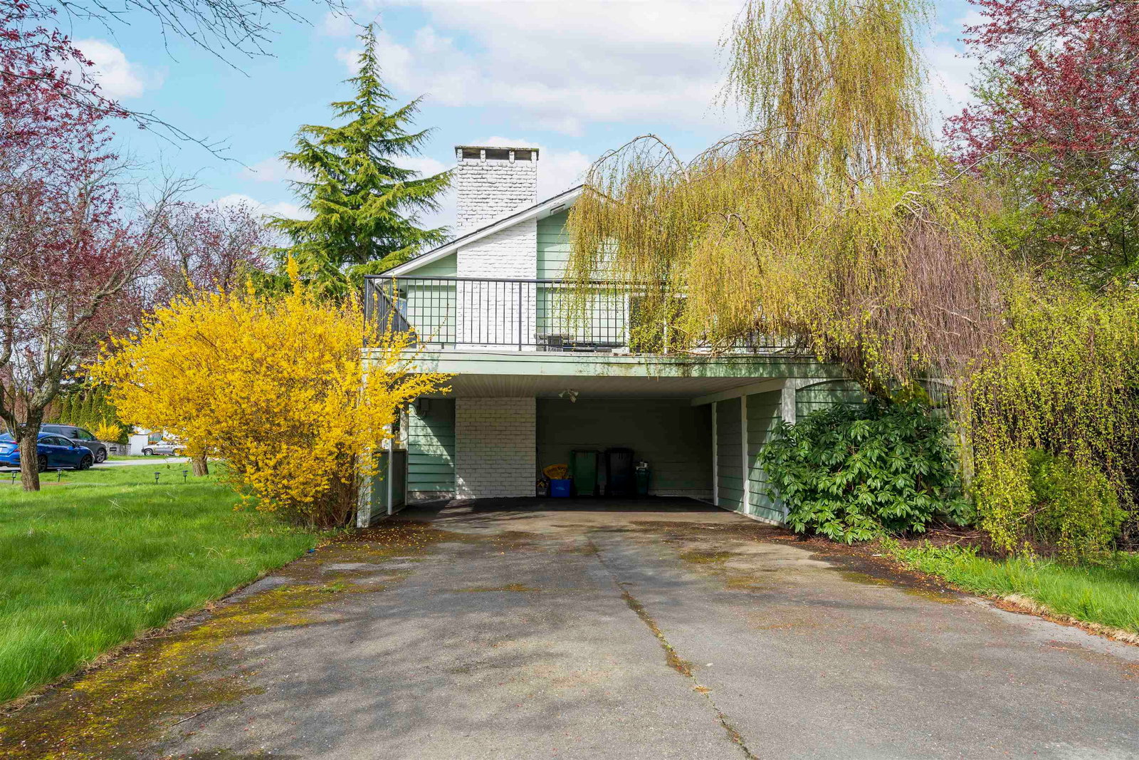 Listing Image 4