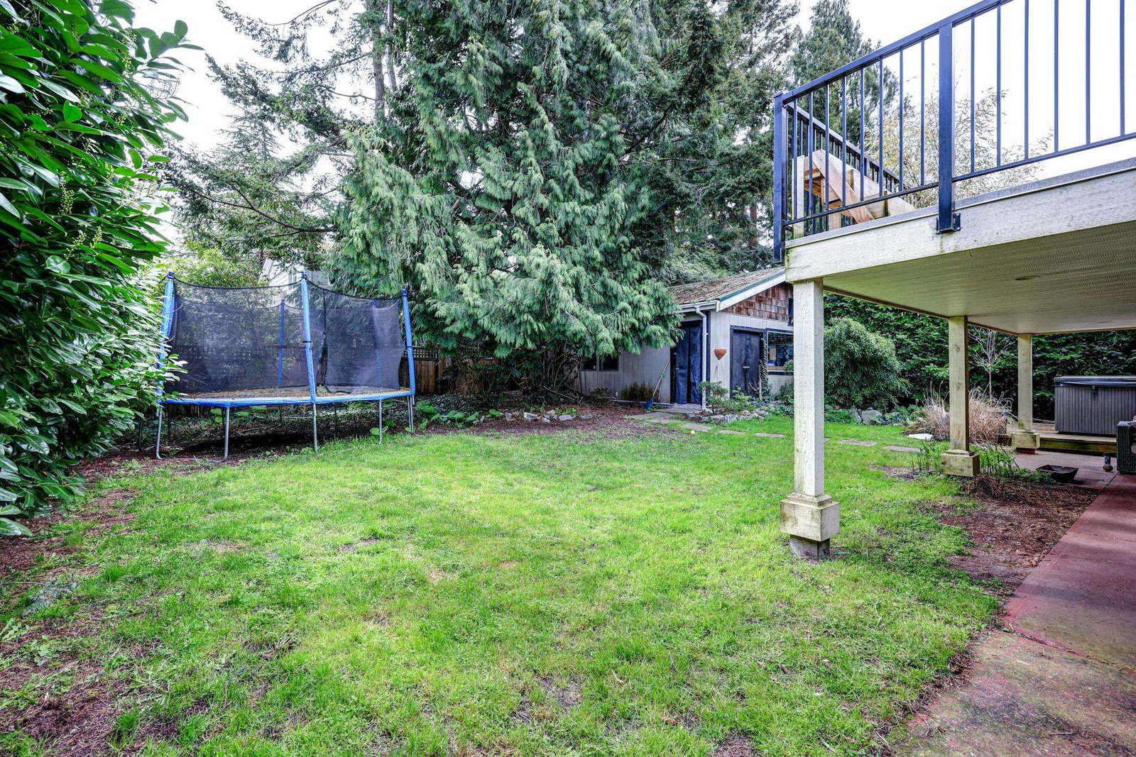 Listing Image 9
