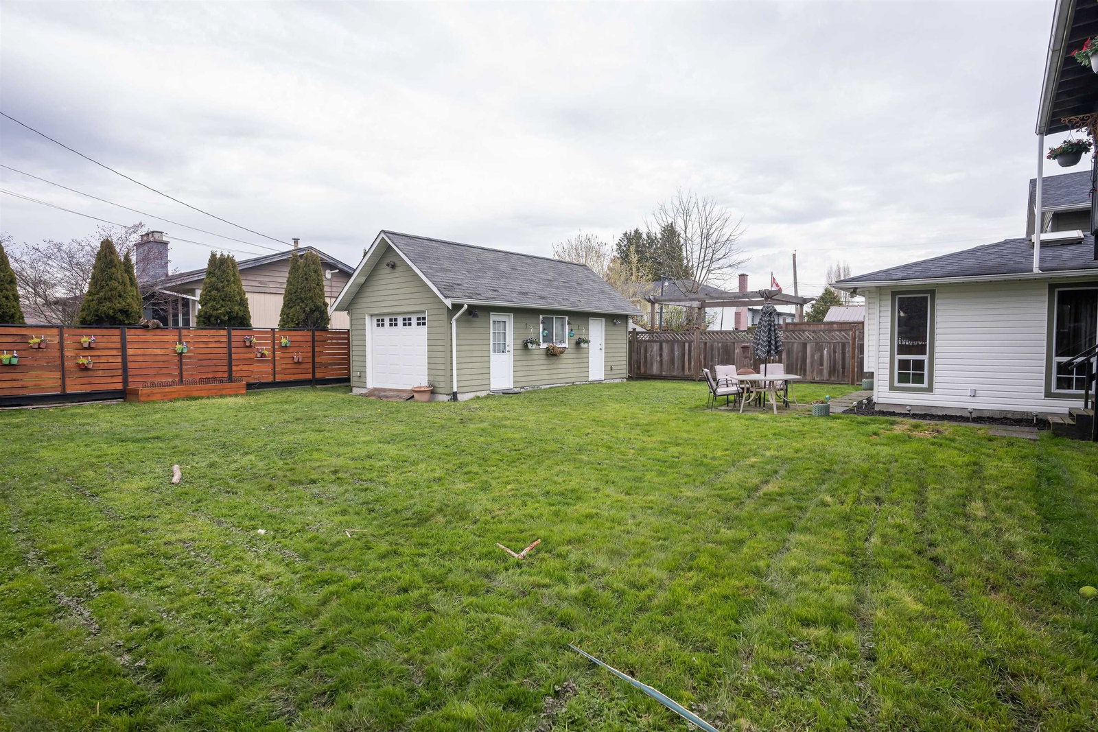 Listing Image 14