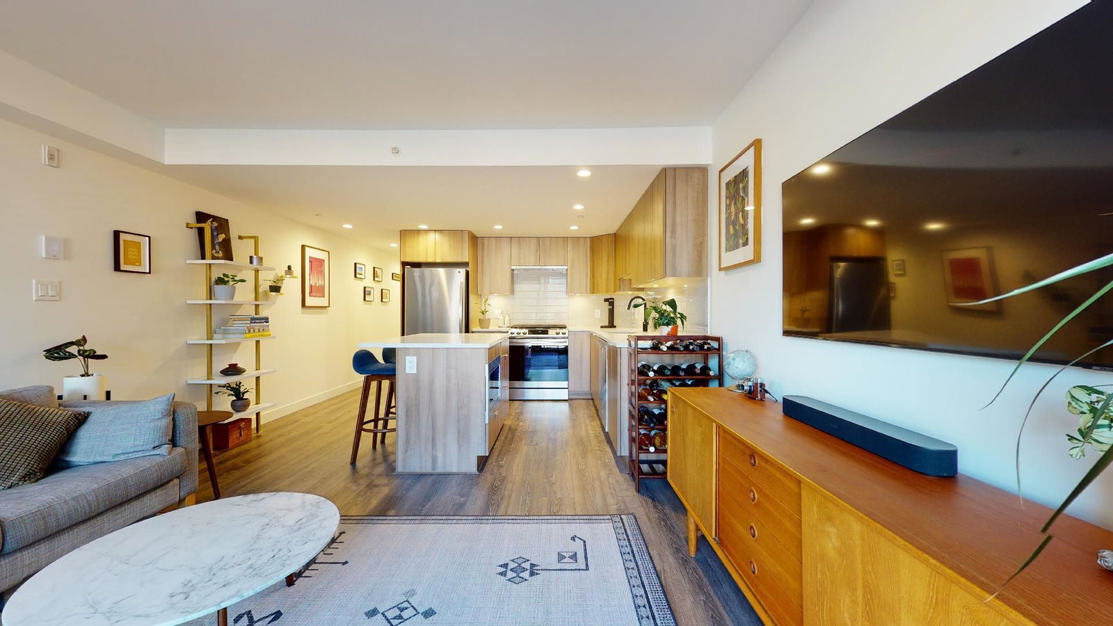 Listing Image 15