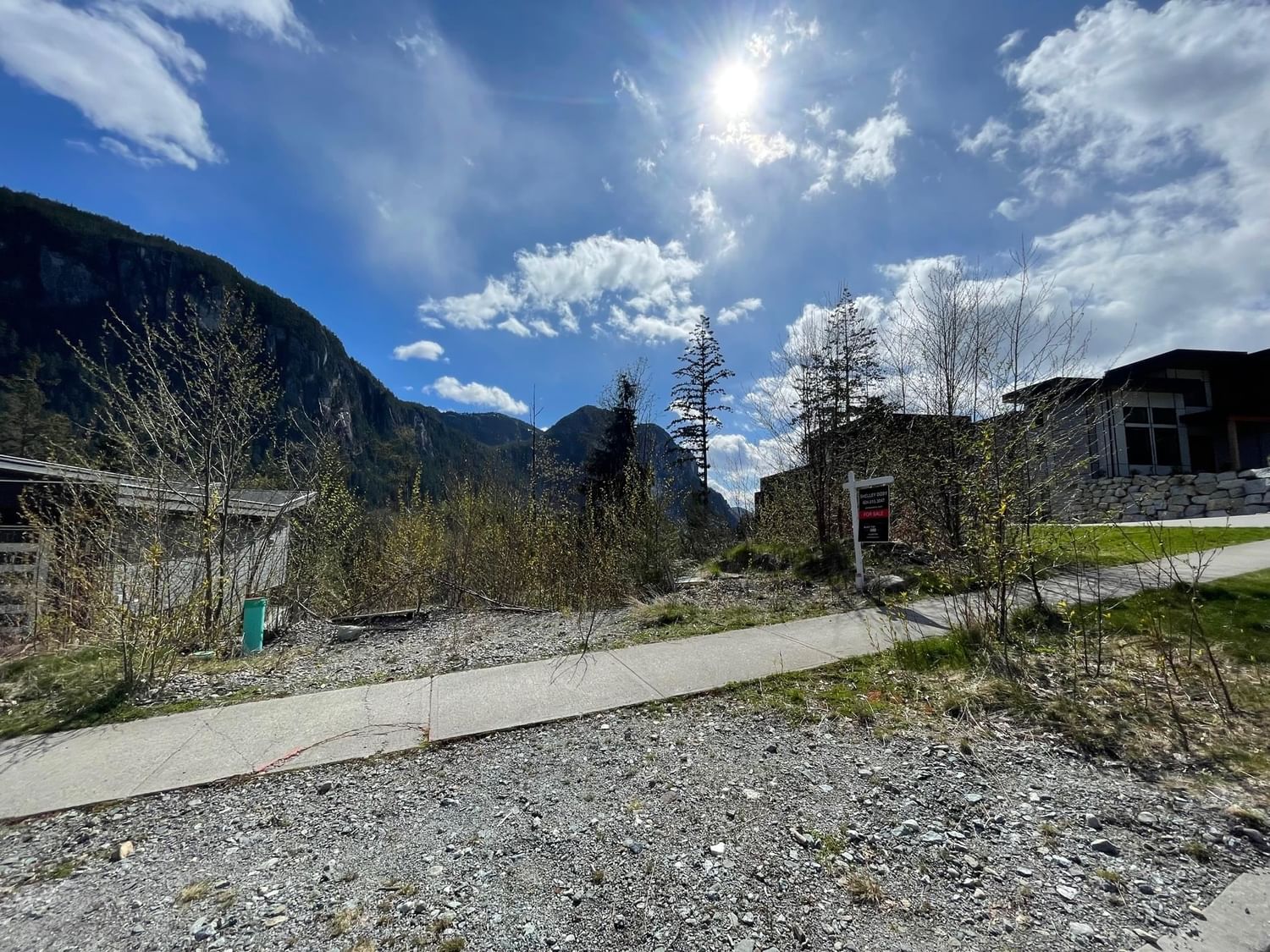 Listing Image 8