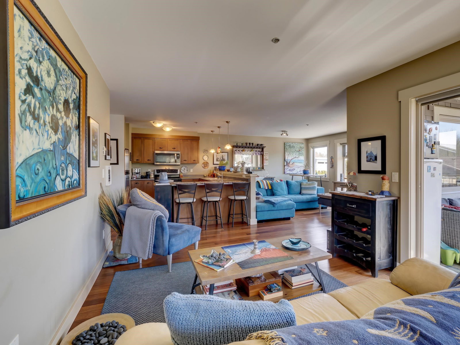 Listing Image 16