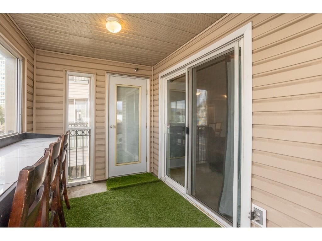 Listing Image 16