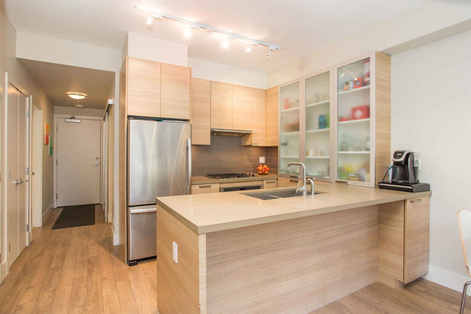 Listing Image 9