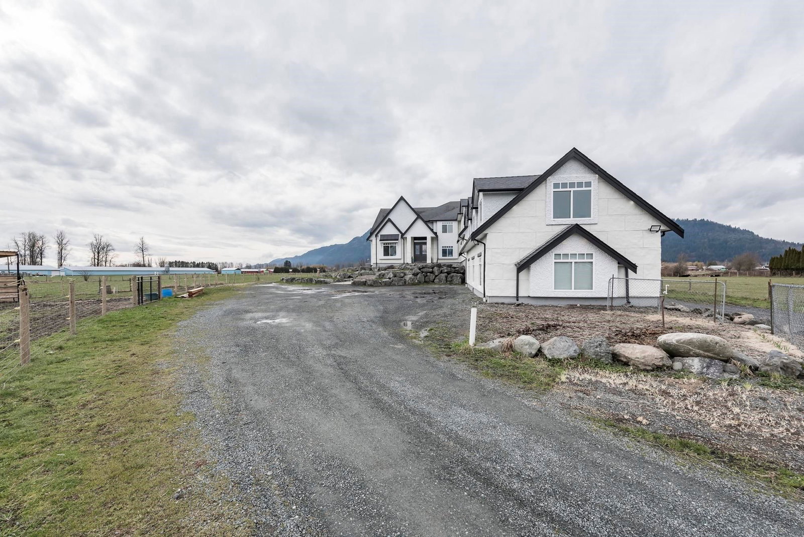 Listing Image 39