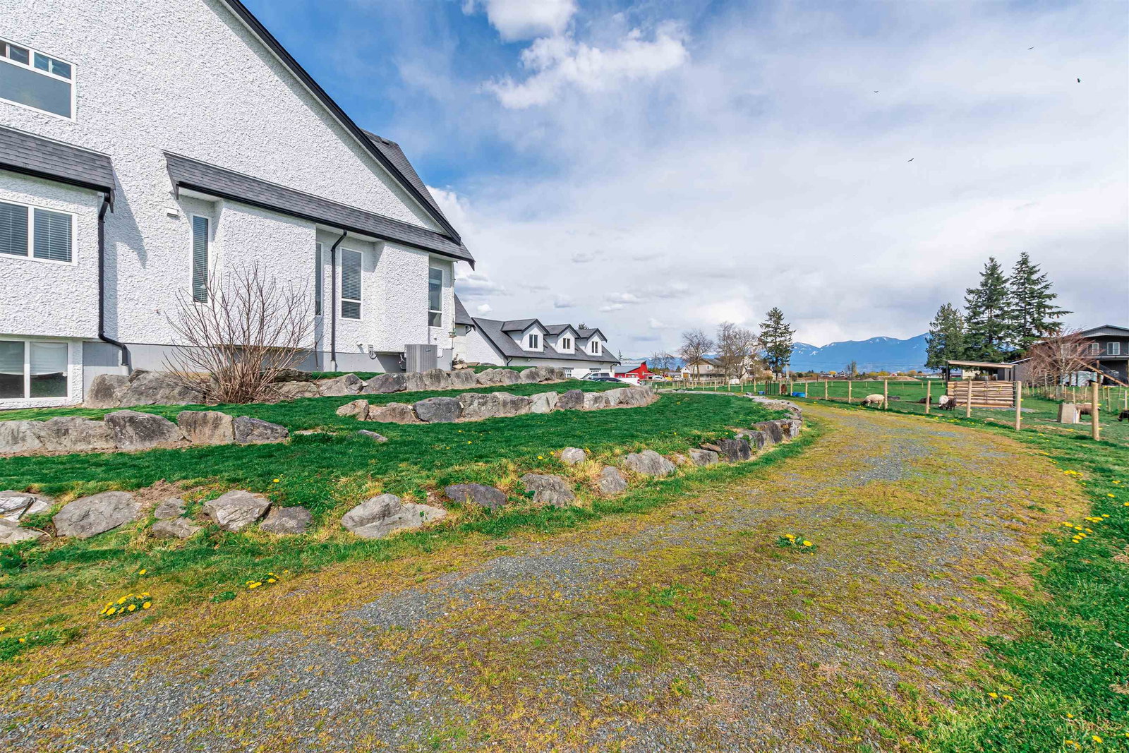 Listing Image 40