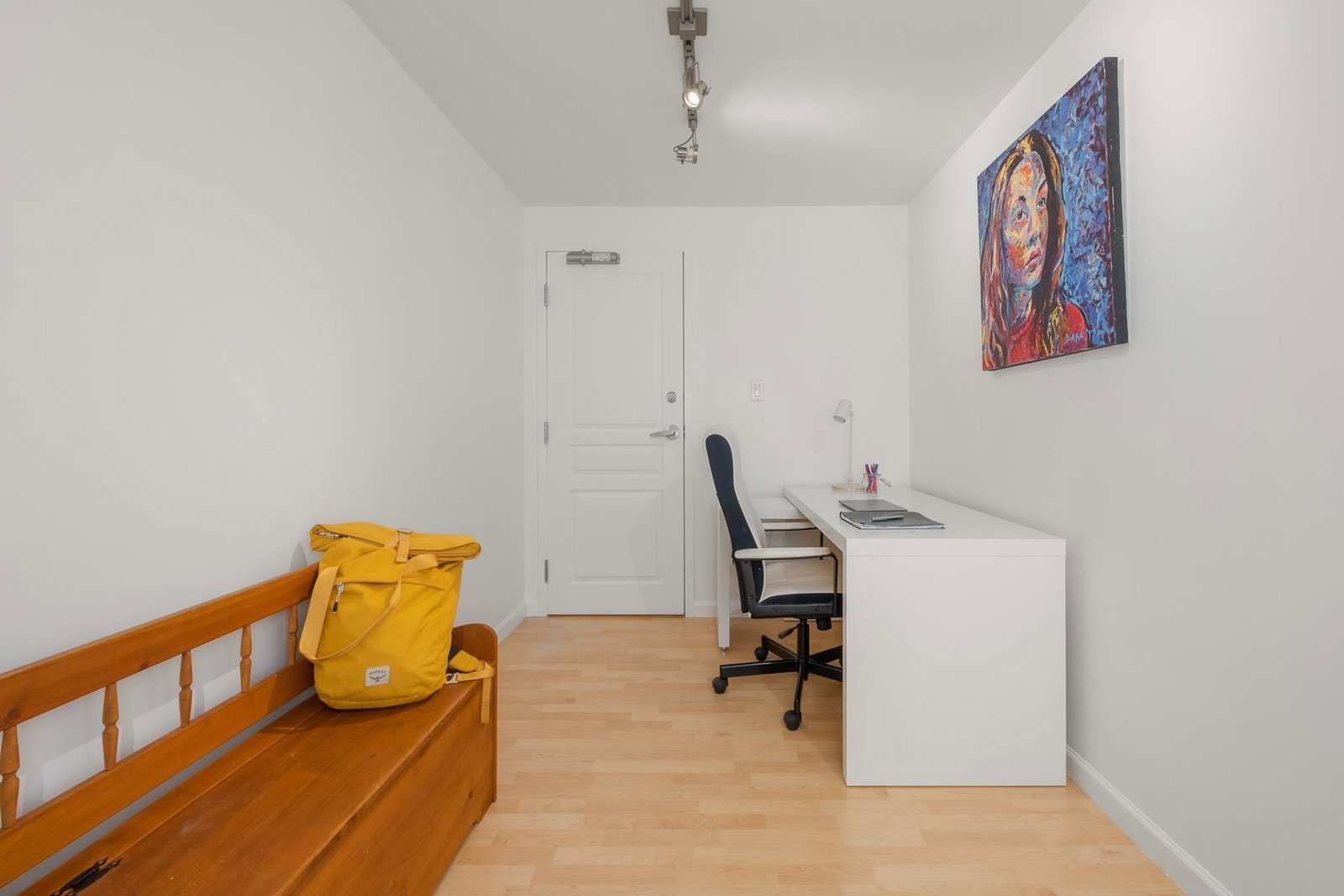 Listing Image 17