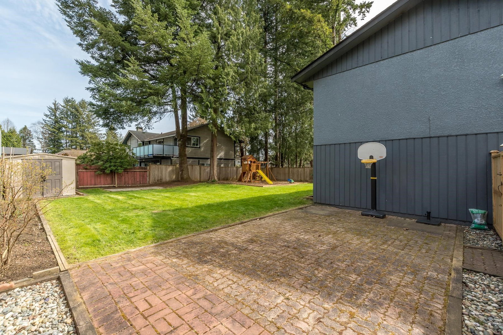 Listing Image 22