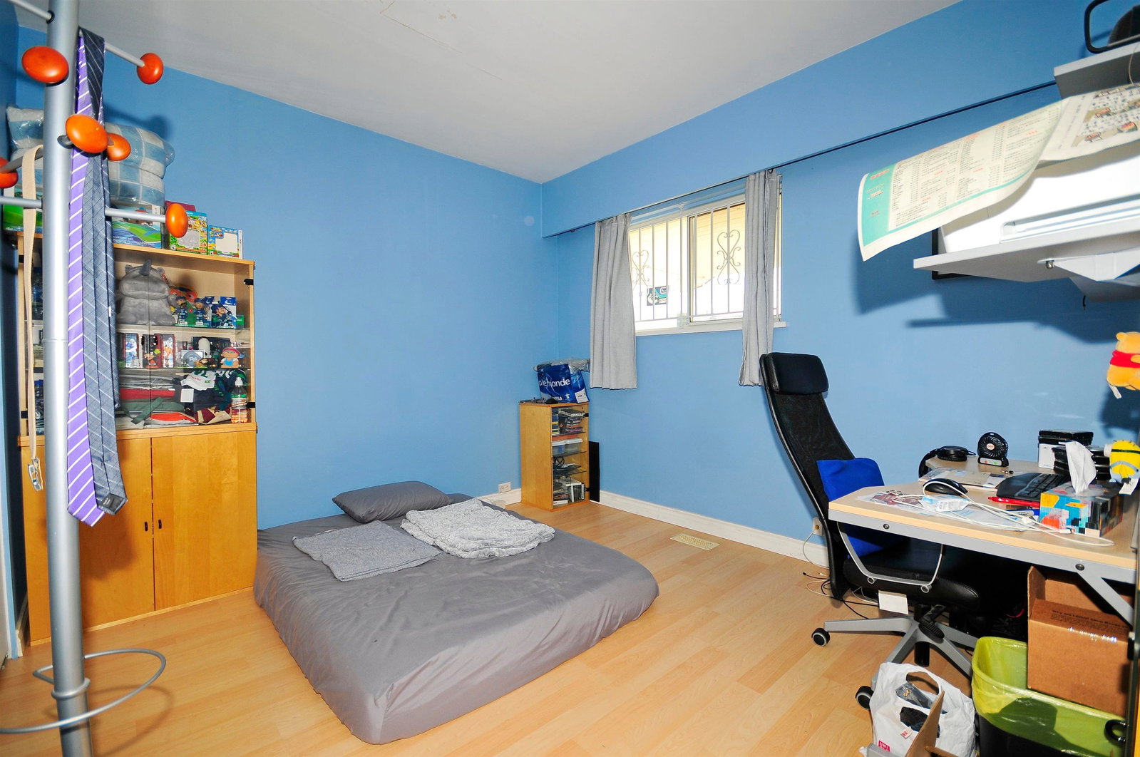 Listing Image 8