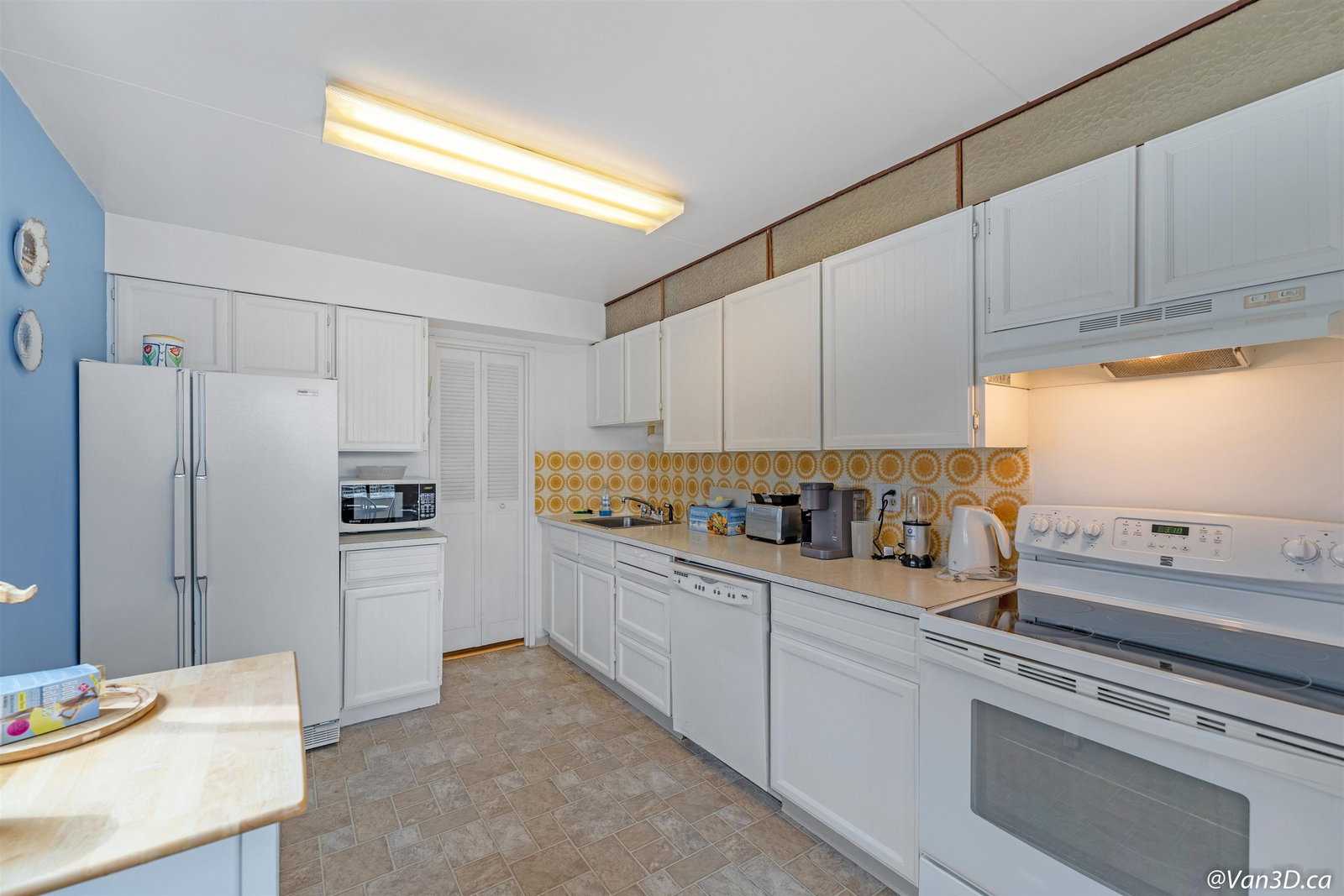 Listing Image 19