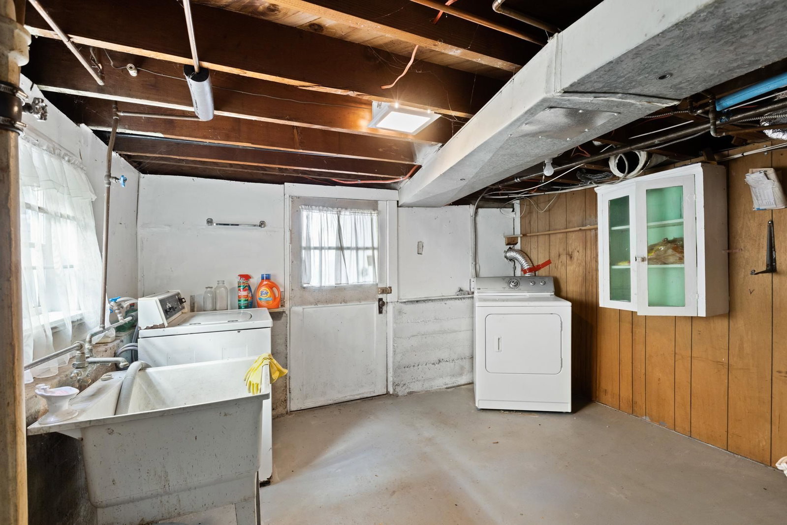 Listing Image 24