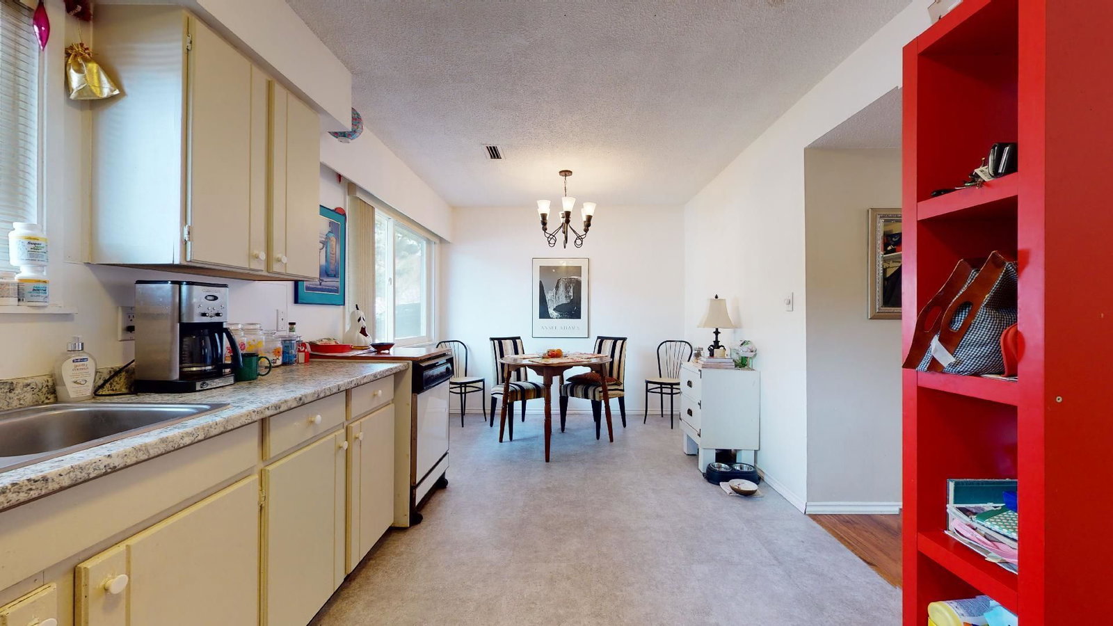 Listing Image 17
