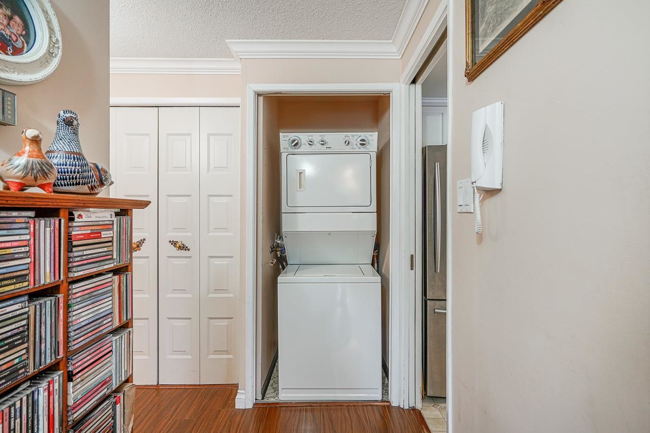 Listing Image 17