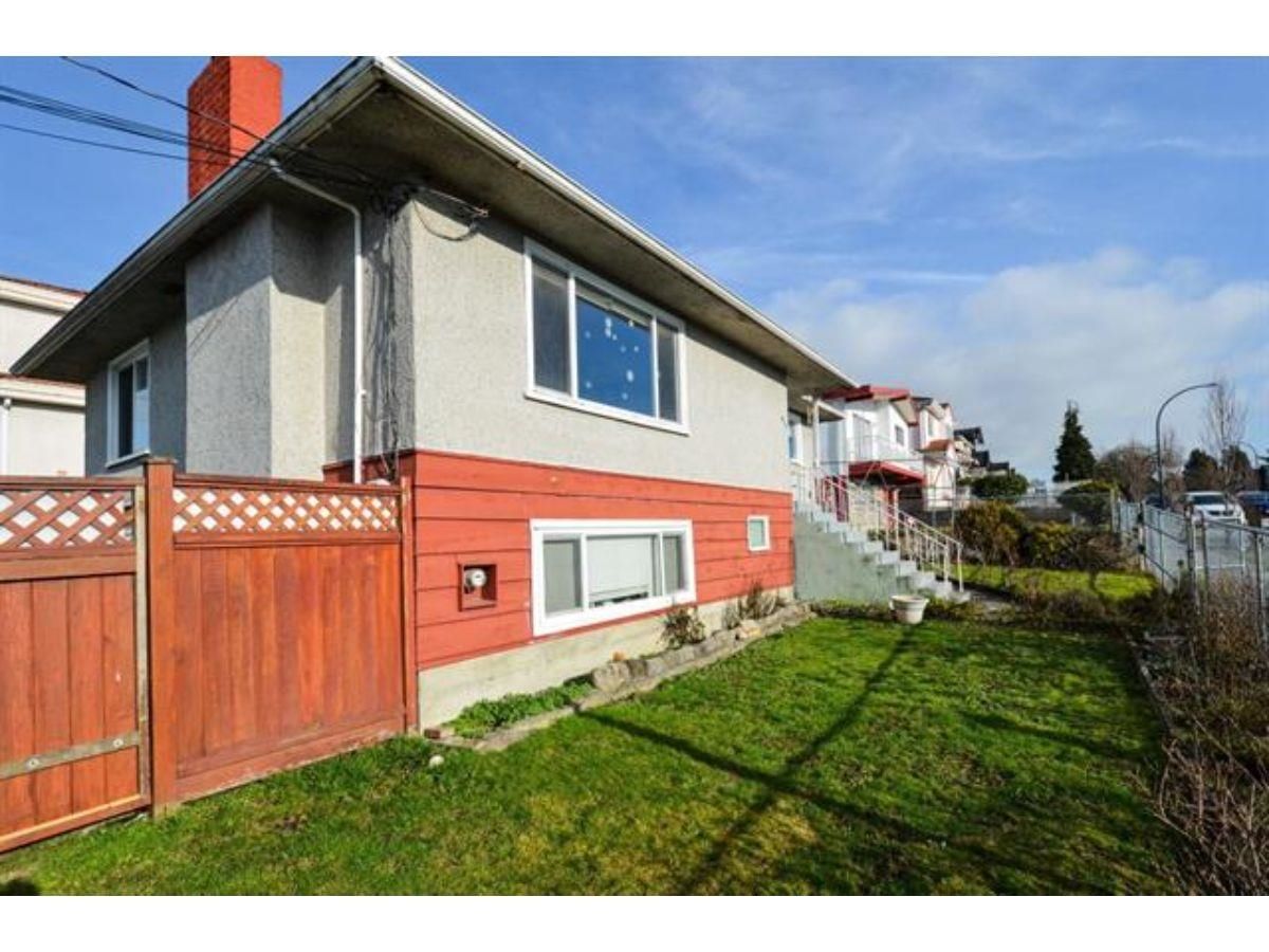 Listing Image 19